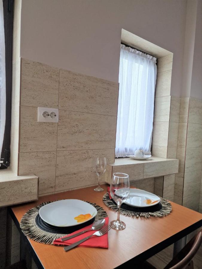 Laroka House Arty And Cosy Studio Universitate Center Bükreş Dış mekan fotoğraf