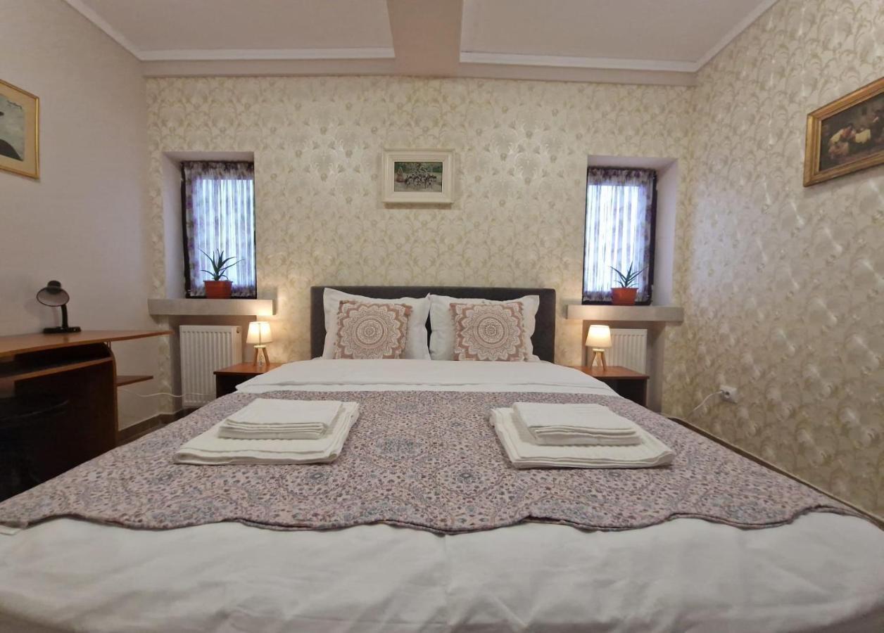 Laroka House Arty And Cosy Studio Universitate Center Bükreş Dış mekan fotoğraf