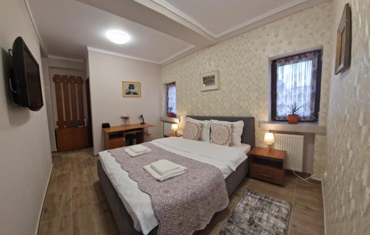 Laroka House Arty And Cosy Studio Universitate Center Bükreş Dış mekan fotoğraf